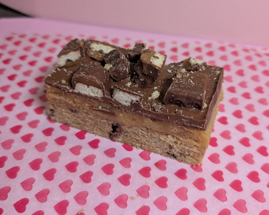 Twix Cookie Slice